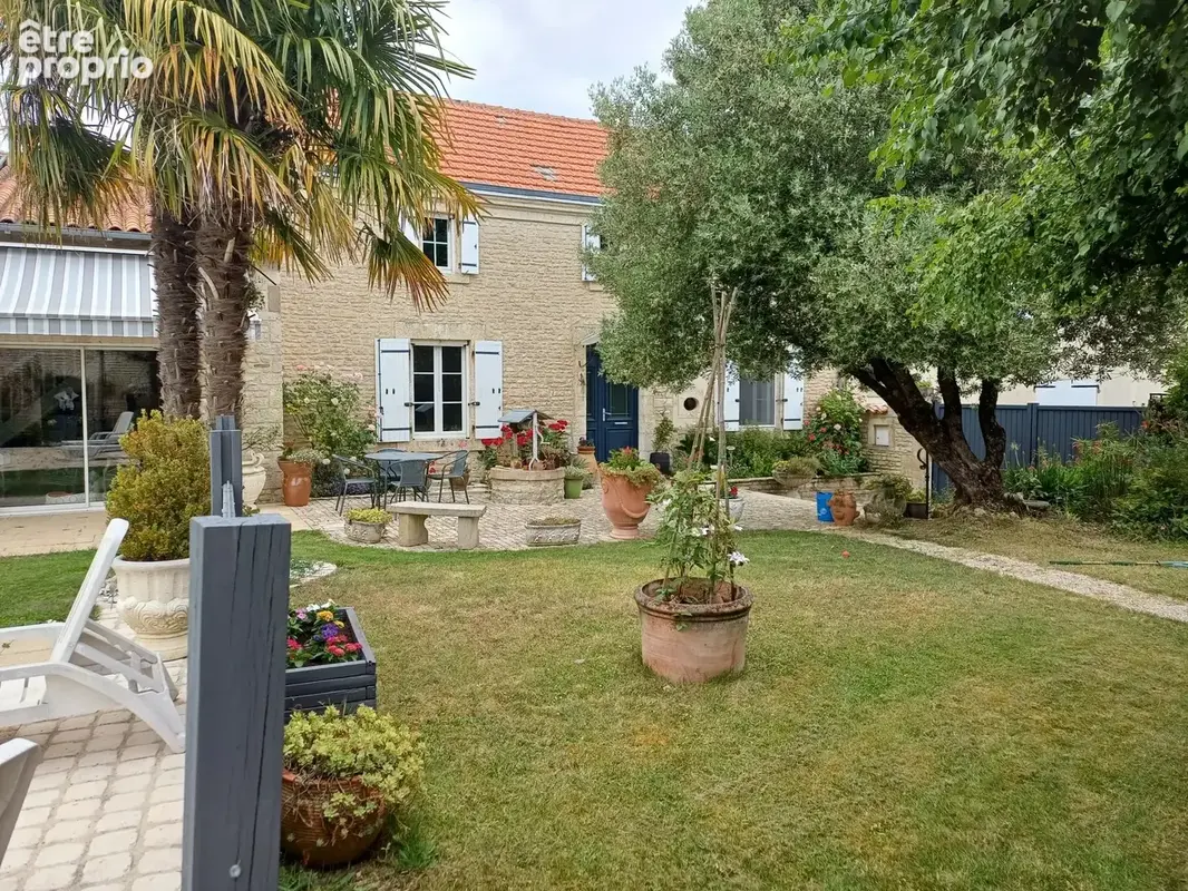 Maison de Charme avec Piscine à La Faye - photo 28