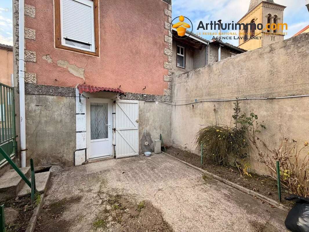 Maison à VILLENEUVE-D'OLMES