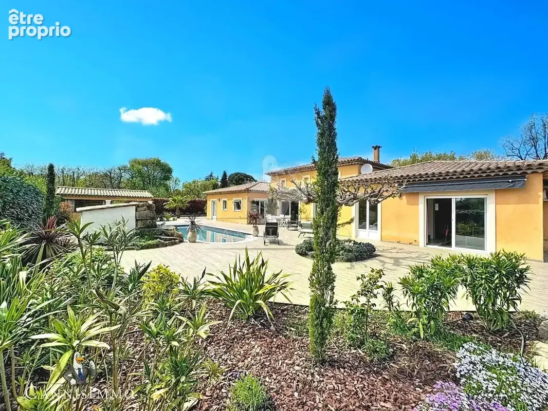 Saint cezaire residentiel  propriete plain-pied 7 pieces 203m2+2500m2 terrain plat+piscine pool house expo sud - photo 16