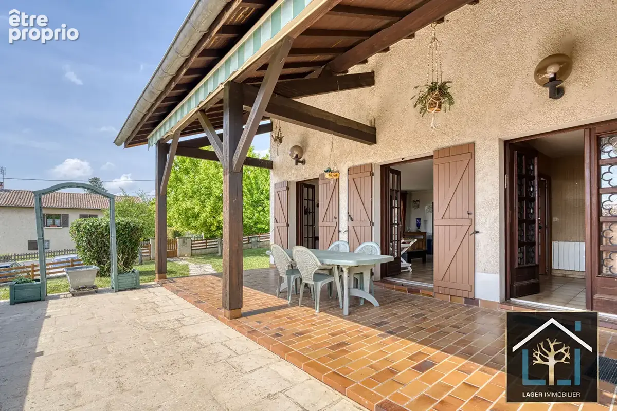 Photo Maison à Beynost au prix de 448 000€