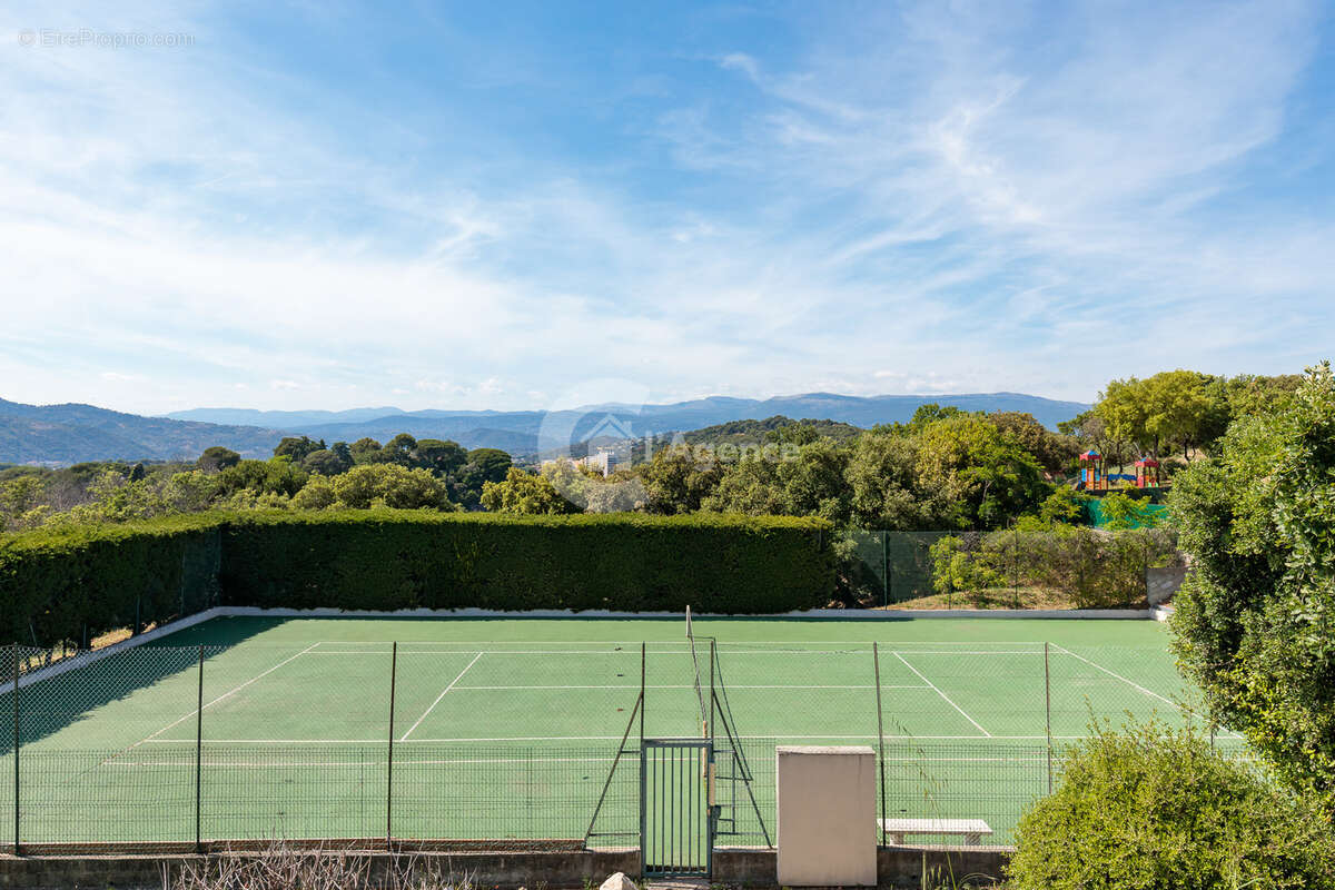 Appartement à LE CANNET