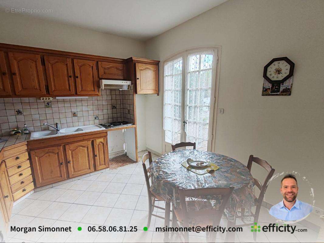 Maison à MAGNAC-SUR-TOUVRE