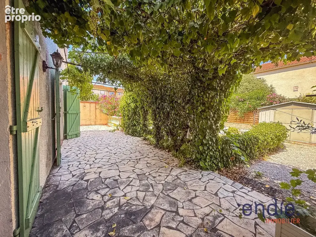 Villa 3 faces avec jardin, garage et 4 chambres - photo 3