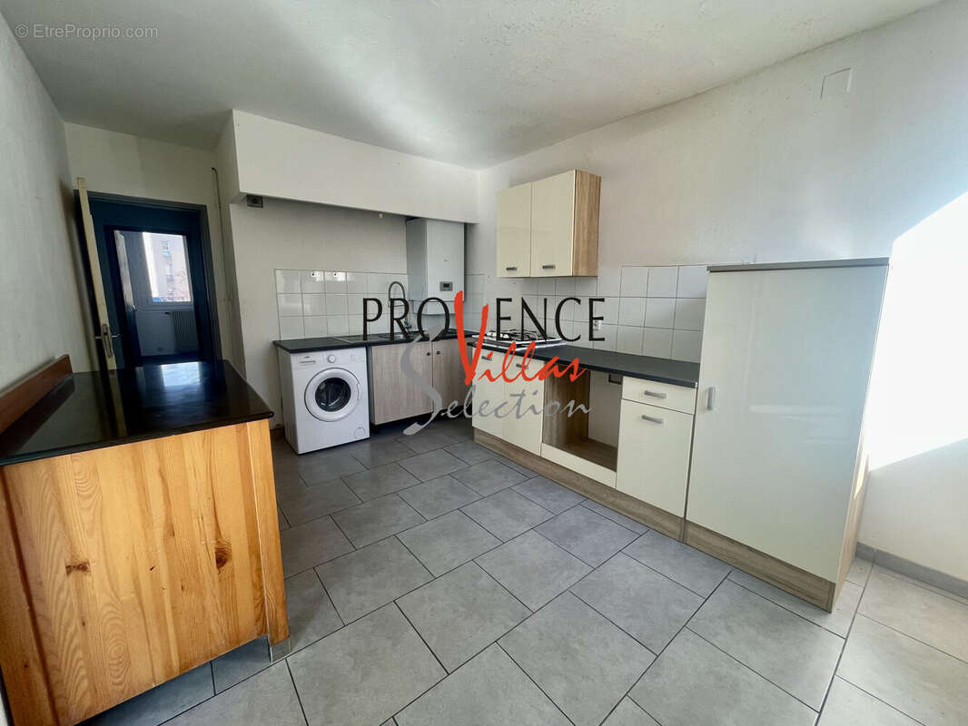 Appartement à BEAUCAIRE