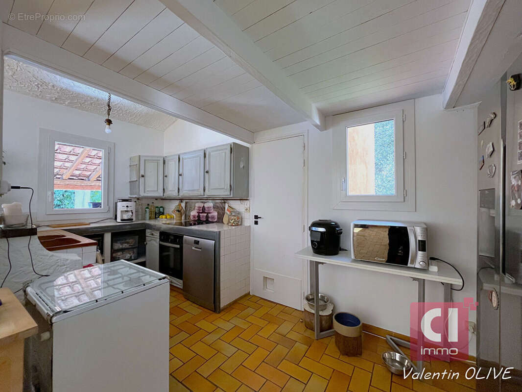 Maison La Roquebrussanne 5 pièces 144 m2 - Piscine et Garage - photo 7