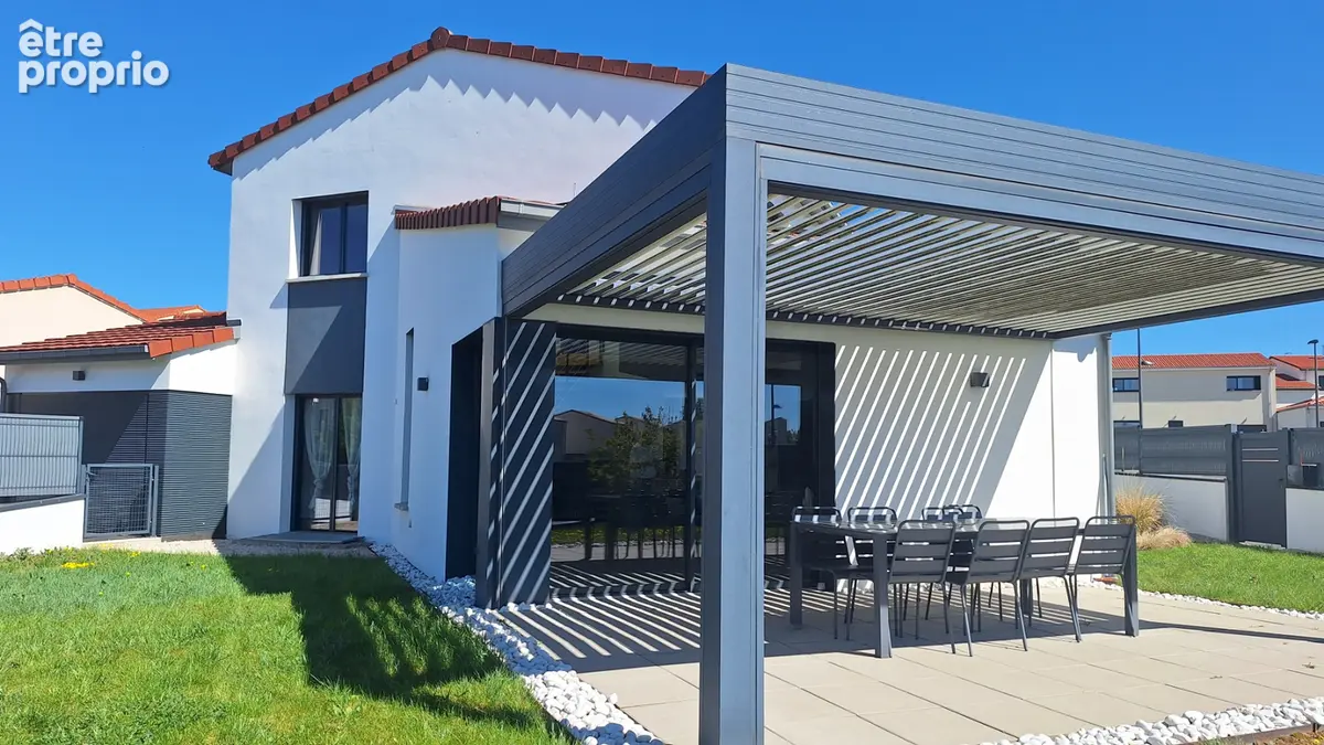 Maison Cournon D Auvergne 5 pièce(s) 132 m2 - photo 2