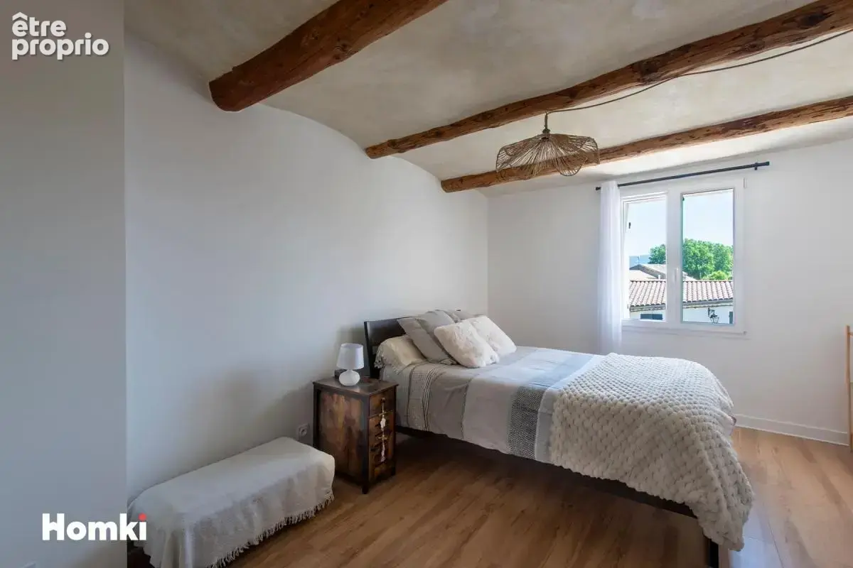 Maison de village rénovée avec petite cour et terrasse – Orgon - photo 7