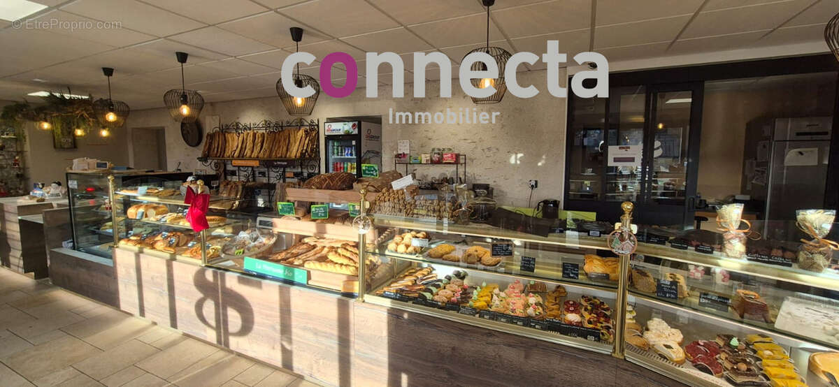 Commerce à SAINT-LUBIN-EN-VERGONNOIS