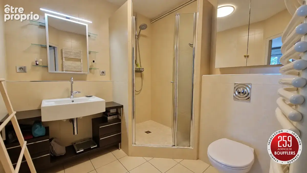 Exclusivite bel appartement de standing avec 3 balcons et garage - photo 11