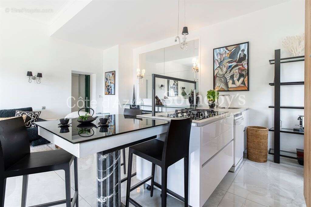 Appartement à BEAULIEU-SUR-MER