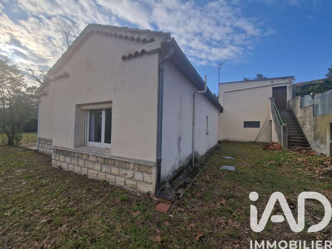 Photo 3 - Maison à SAUVETERRE