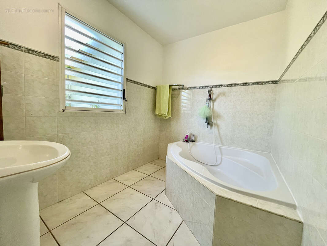 Maison à SAINT-JOSEPH