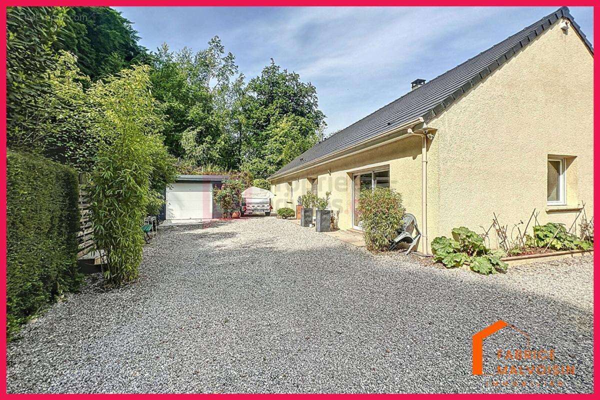 Plain-Pied 128 m² / Saint-Michel-Sous-Bois /Vue imprenable / Terrain 2891 m² paysagé / Garage / 7 Vallées - photo 2