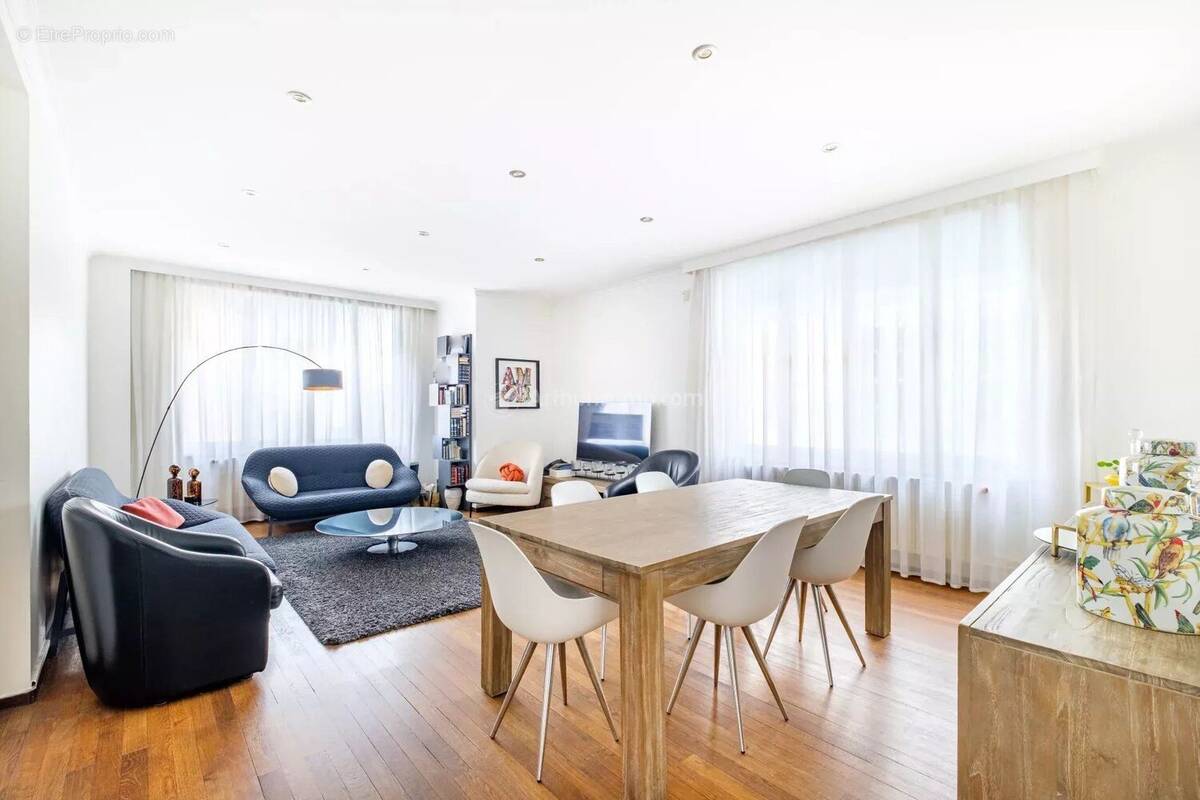 Appartement à LYON-6E