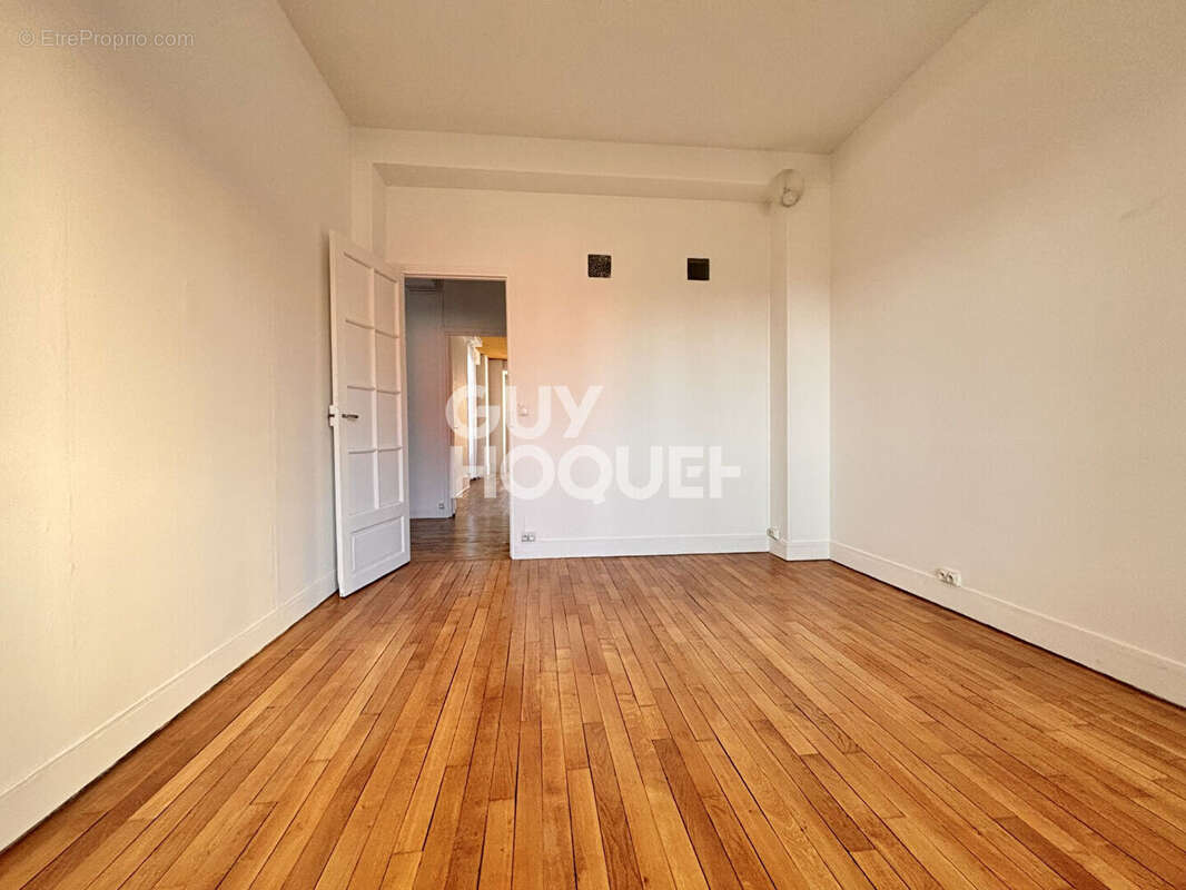 Appartement à SAINT-OUEN