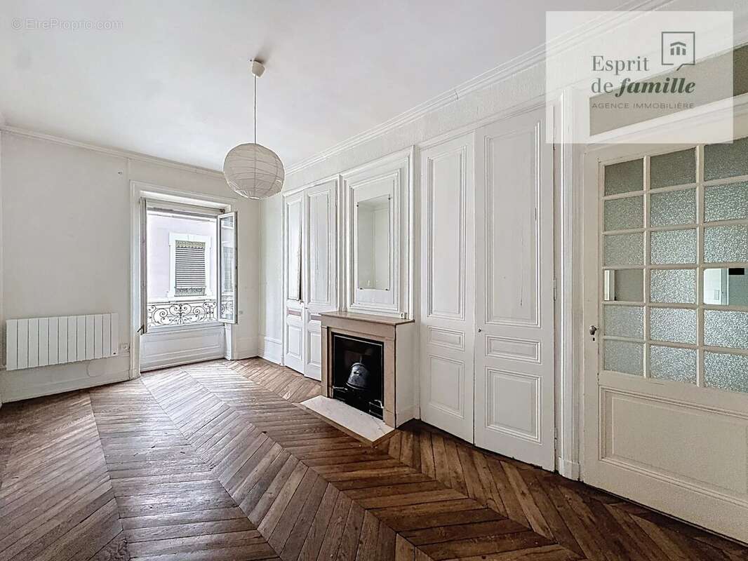 Appartement à LYON-6E