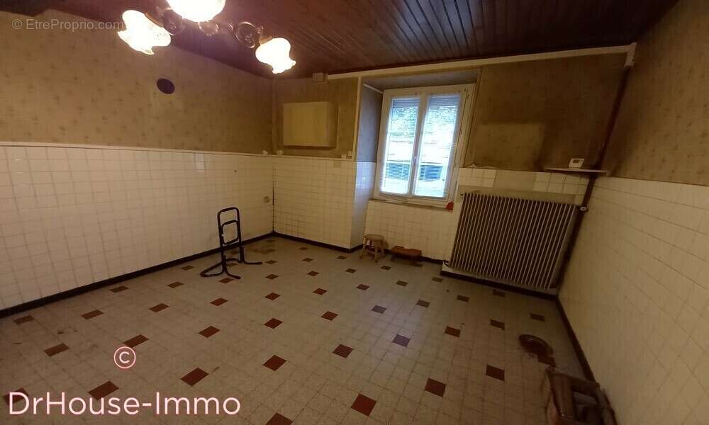 Maison à LA COTE-SAINT-ANDRE