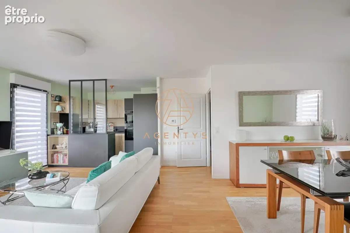 Appartement 4 pièces 82 m² à vendre à Saint-Maur-Des-Fosses (94100) - photo 4