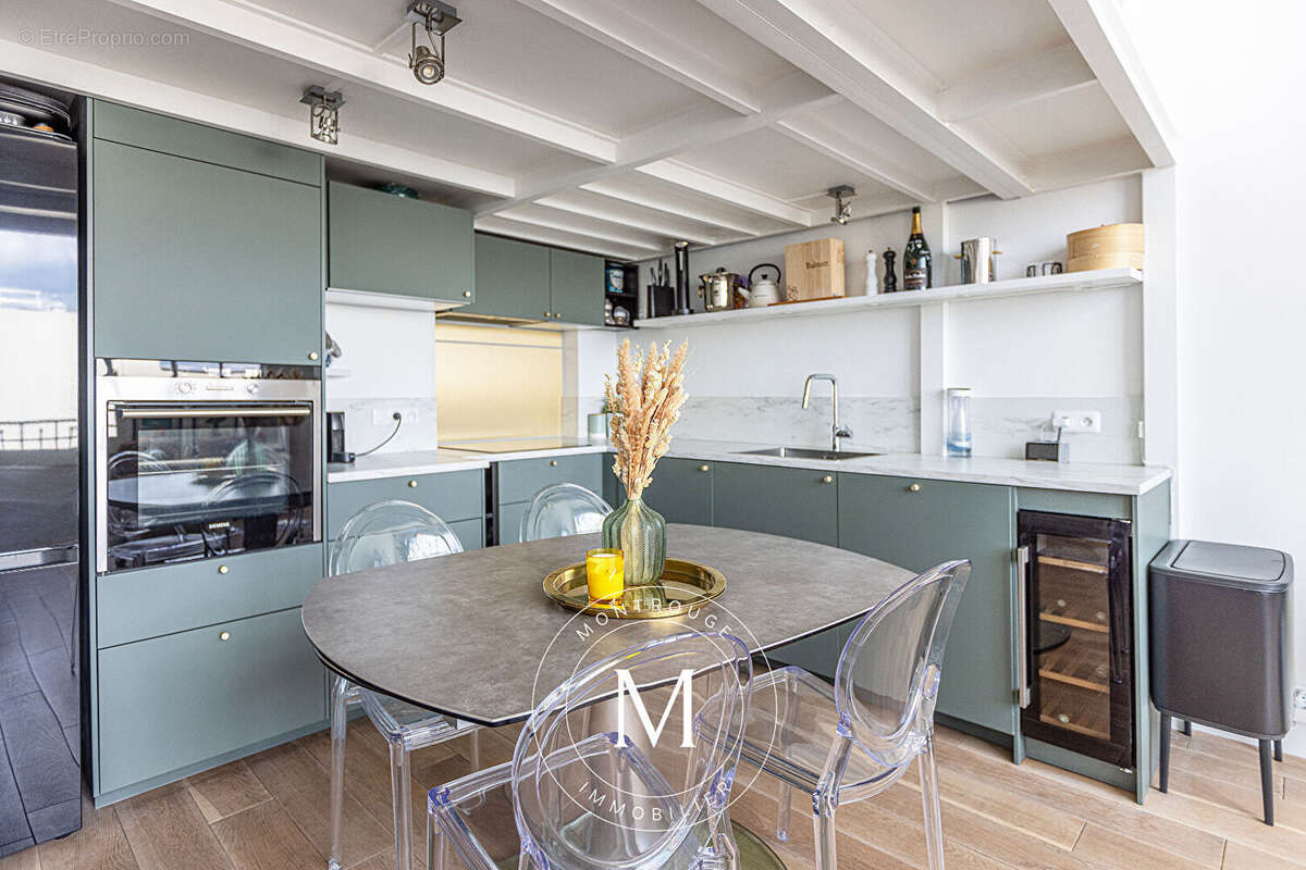 Appartement à MONTROUGE