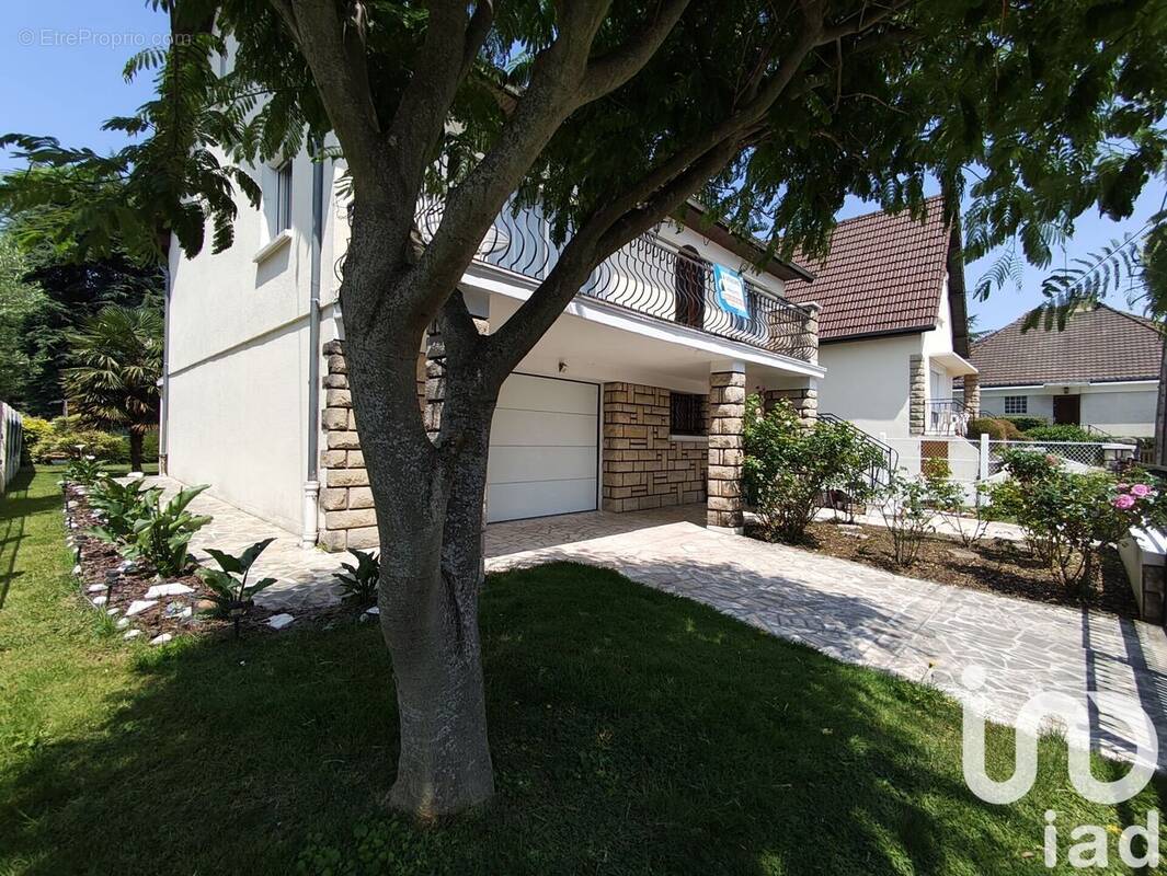 Photo 1 - Maison à TREMBLAY-EN-FRANCE