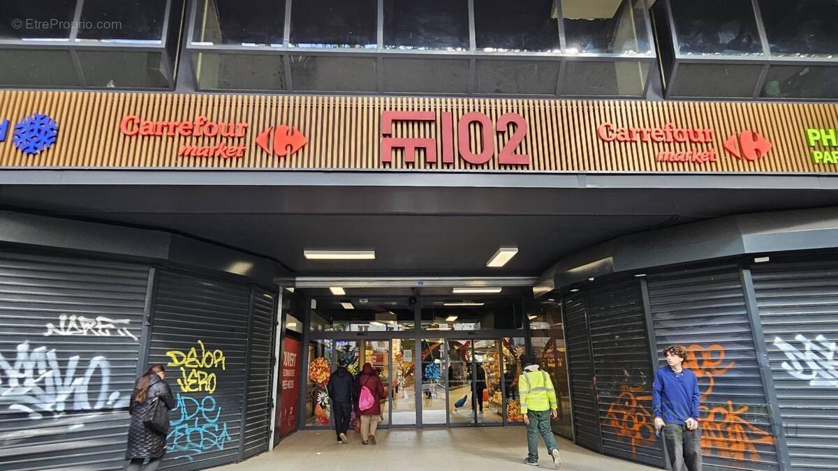 Commerce à PARIS-18E