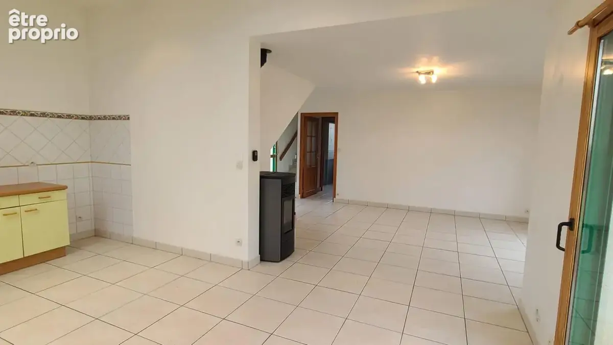 Maison Plougonven 5 pièce(s) 105 m2 - photo 6