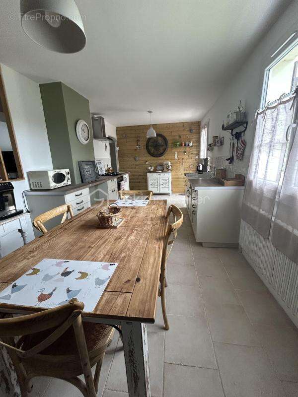Maison à WAVIGNIES