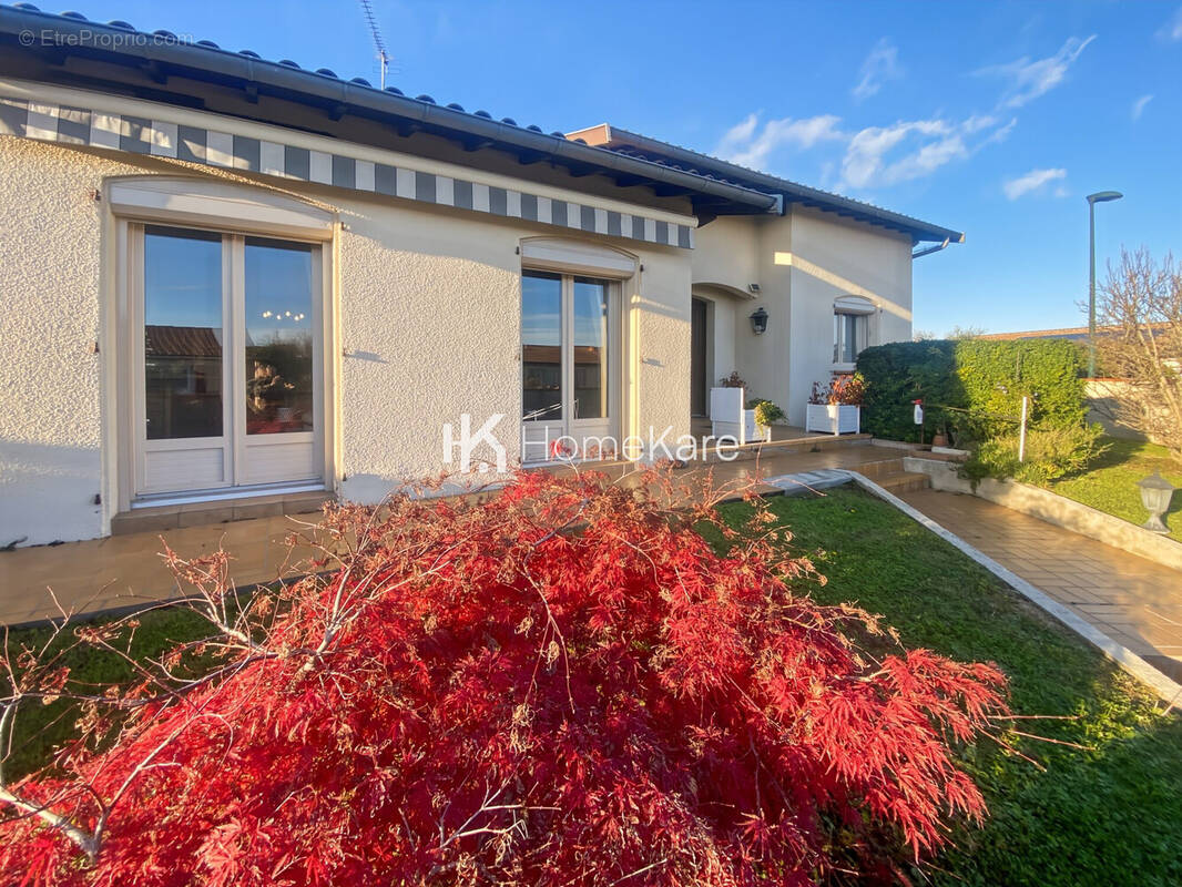 Maison à BRUGUIERES