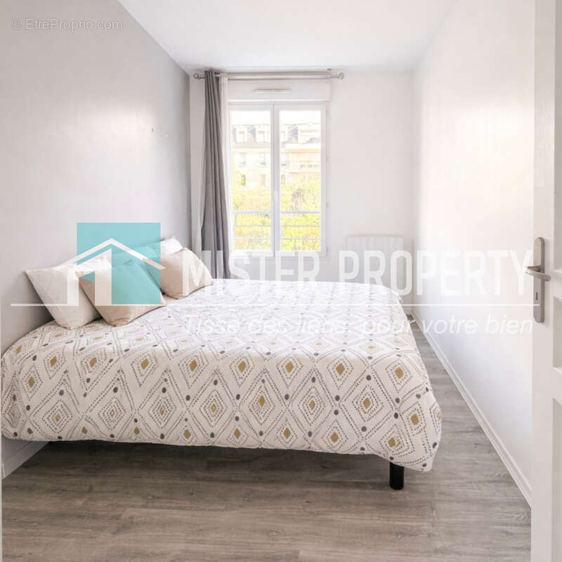 Appartement à SARTROUVILLE