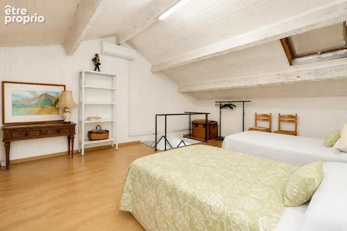Appartement de 5 pièces de 143 m² avec belle terrasse  à Avignon - photo 13