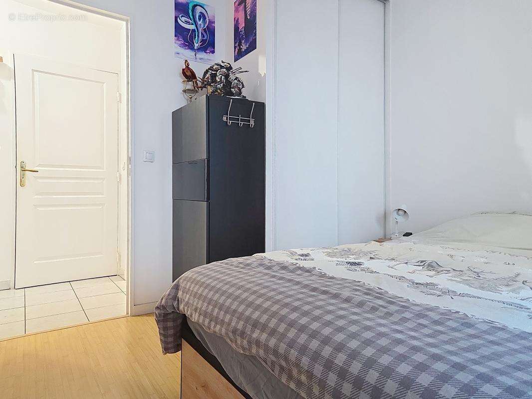 Appartement à MEYZIEU