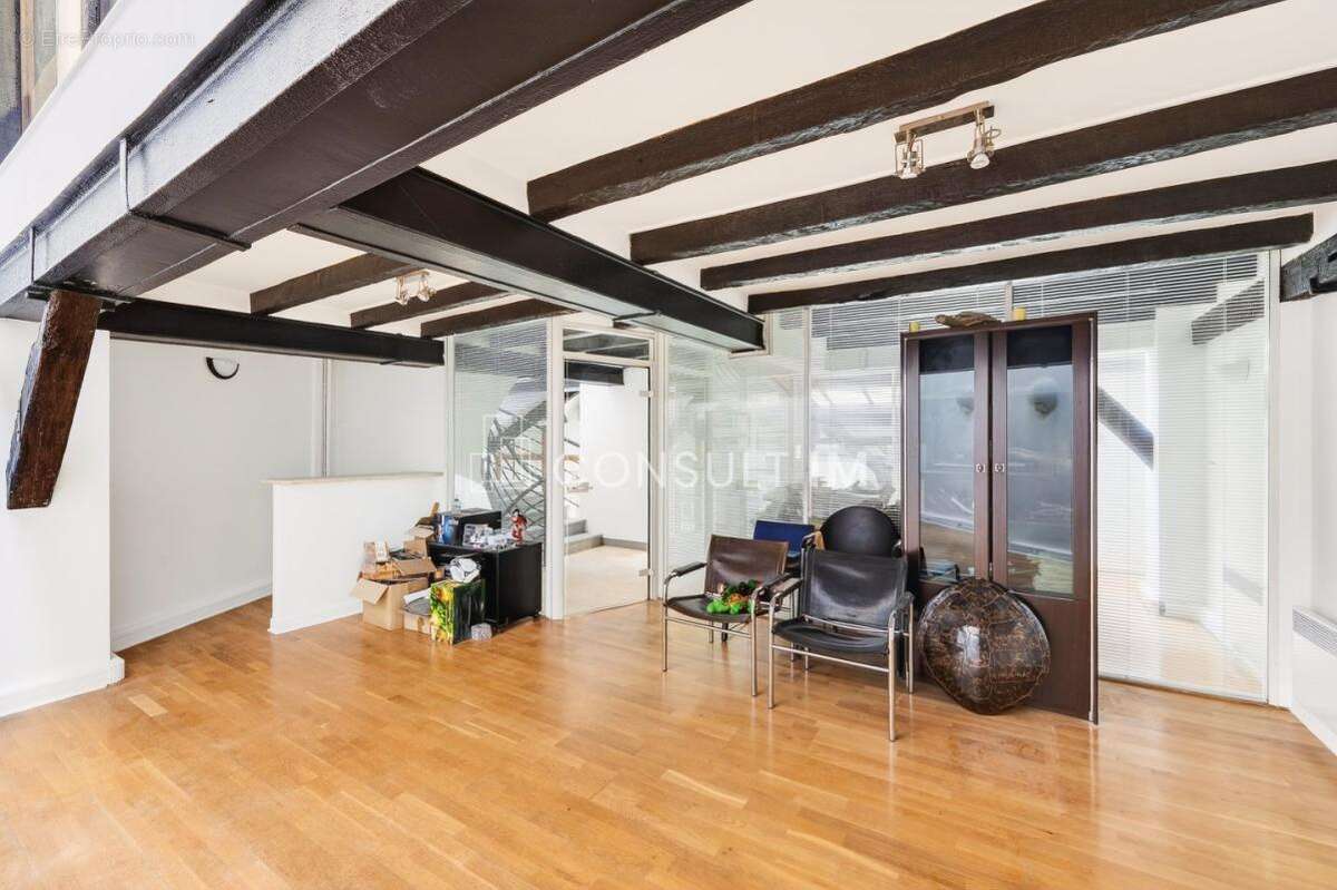 Commerce à PARIS-5E