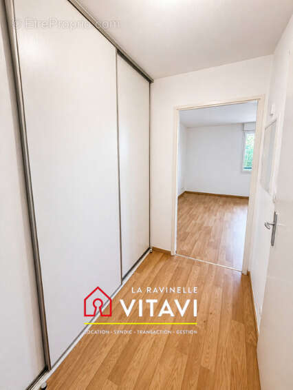 Grand studio de 38,58 m2 avec parking   Idéal premier achat ou investissement locati - photo 5