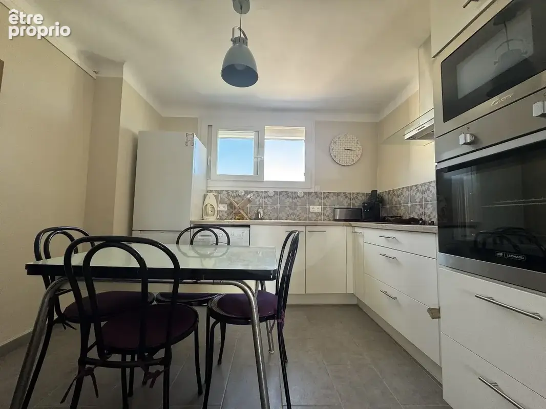 Sete - corniche appartement 4 pieces vue mer - photo 4