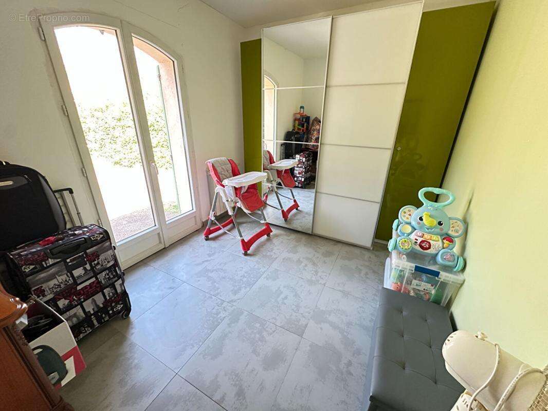 Maison à CADOLIVE