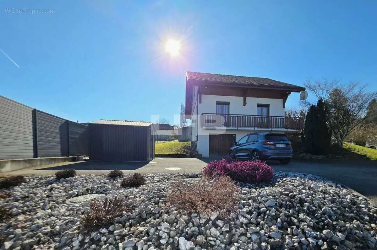 Maison 119 m² sur sous-sol total et terrain 966 m² - photo 14
