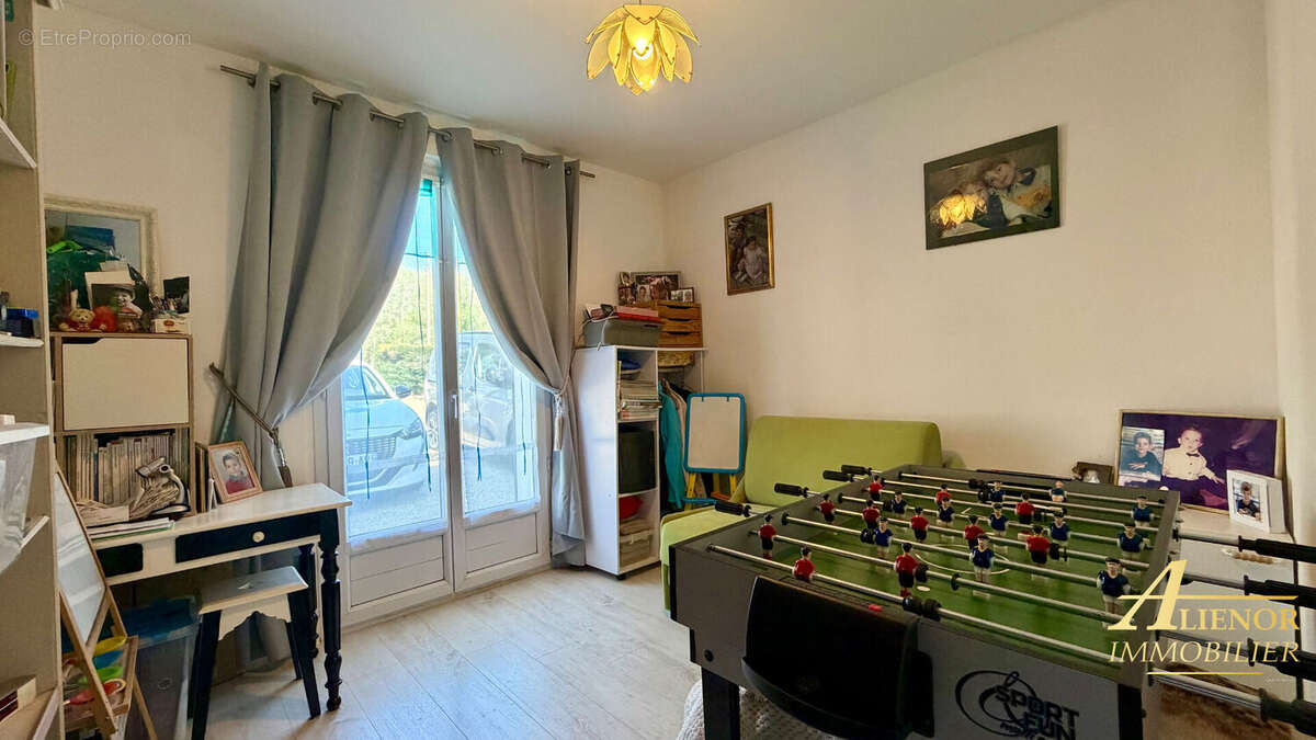 Maison de 4 chambres et 2 gîtes à Lisle - photo 6