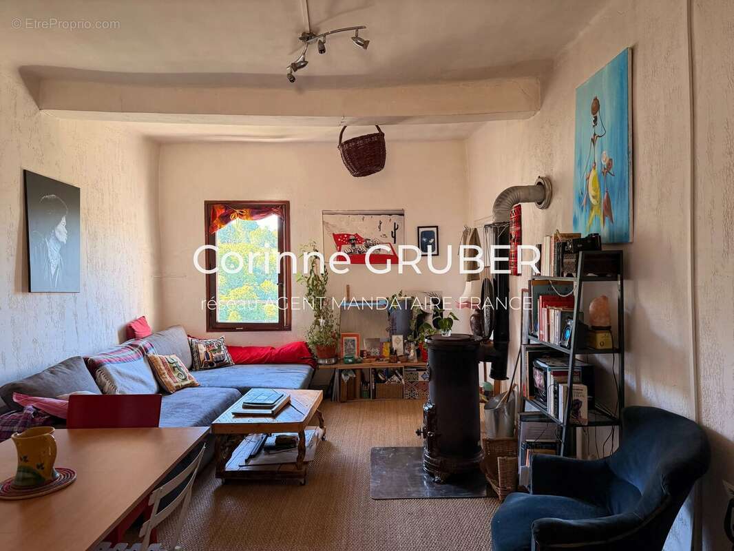 Appartement à THOARD