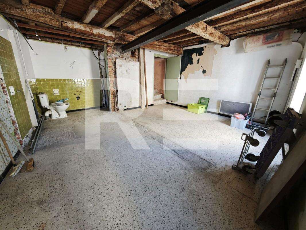 Generac - maison de village a fort potentiel - photo 6