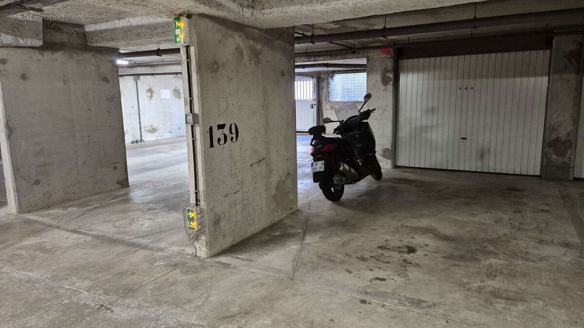 Appartement à BRIE-COMTE-ROBERT