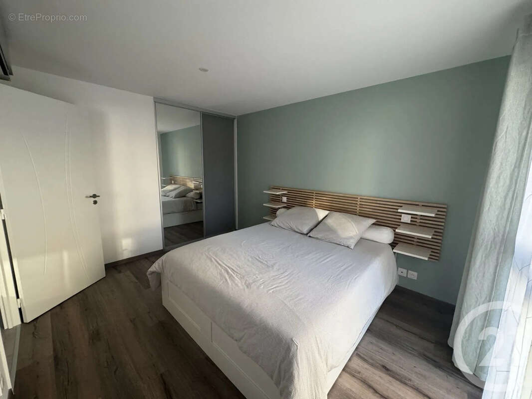 Appartement à PONT-EVEQUE