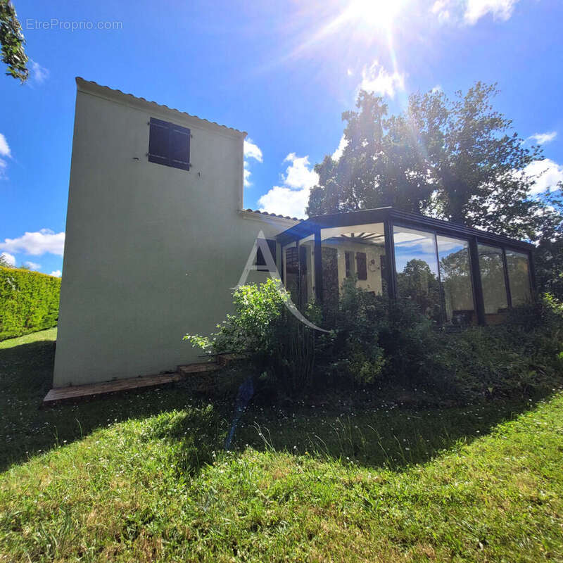 Maison à LE CHAMP-SAINT-PERE