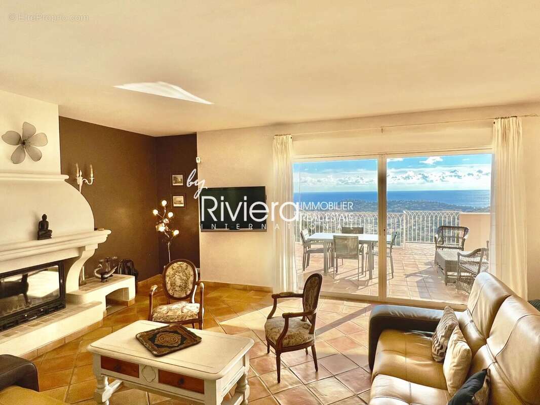 VUE MER PANORAMIQUE - Propriété avec piscine à débordement.. - photo 11