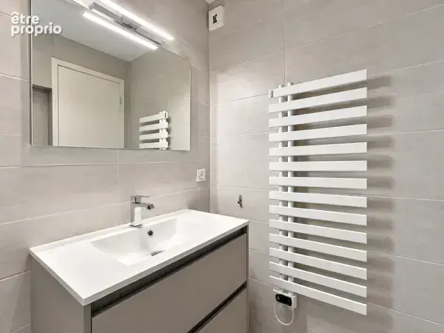 BRETIGNY-SUR-ORGE - APPARTEMENT DUPLEX F3 - 90 m2 au sol - Hauteur Cathédrale - Excellent état - Petite réside - photo 15
