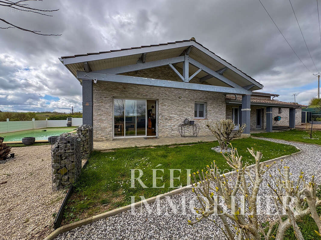 Maison à NOUGAROULET