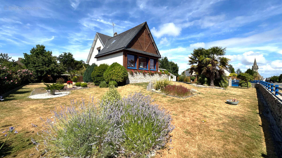 Maison familiale de 247 m² à vendre à Roz-sur-Couesnon - 7 chambres - Terrain de 2 000 m² - Proche bourg et commerces - photo 18