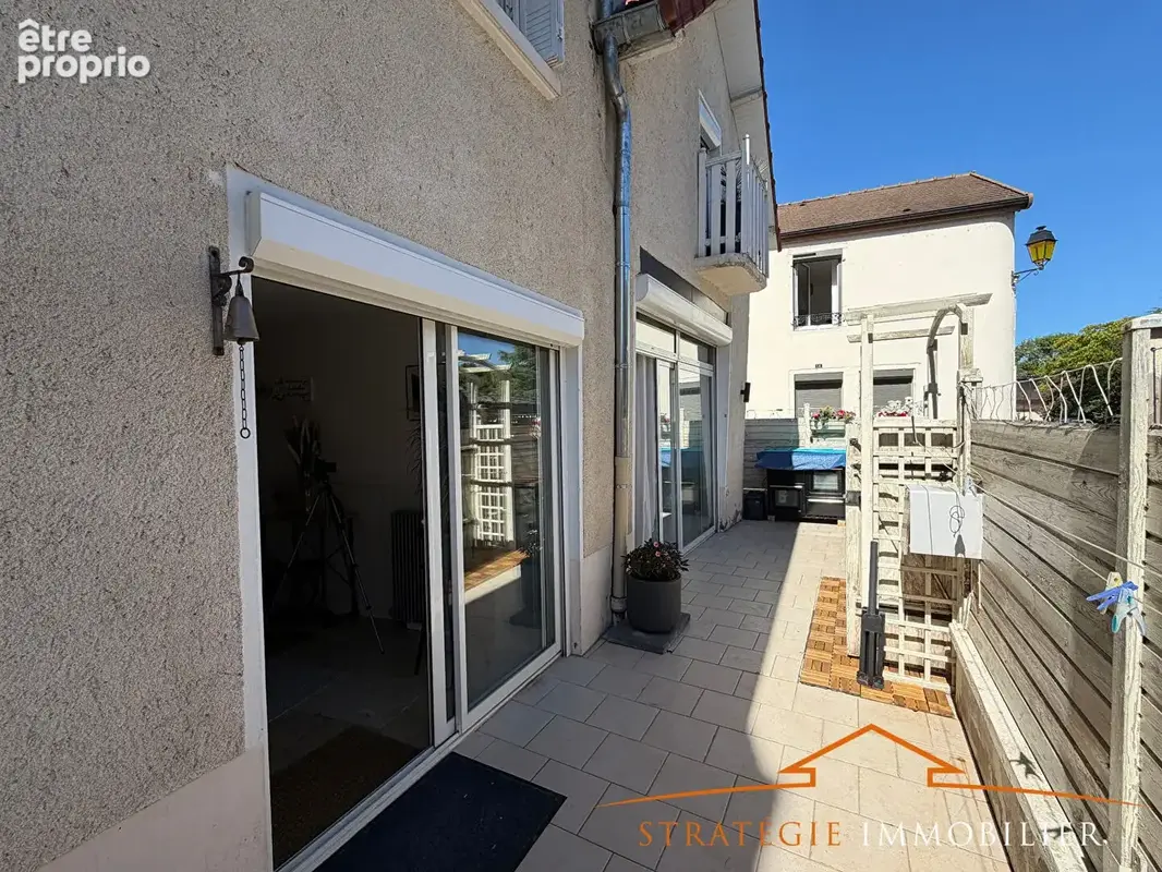 DRACY LE FORT,  Côte chalonnaise, maison de village rénovée avec terrasse - photo 3