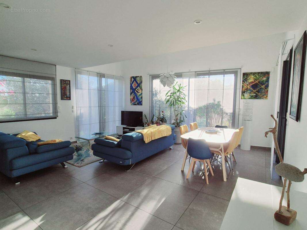 Maison à SAINT-JEAN-DE-VEDAS