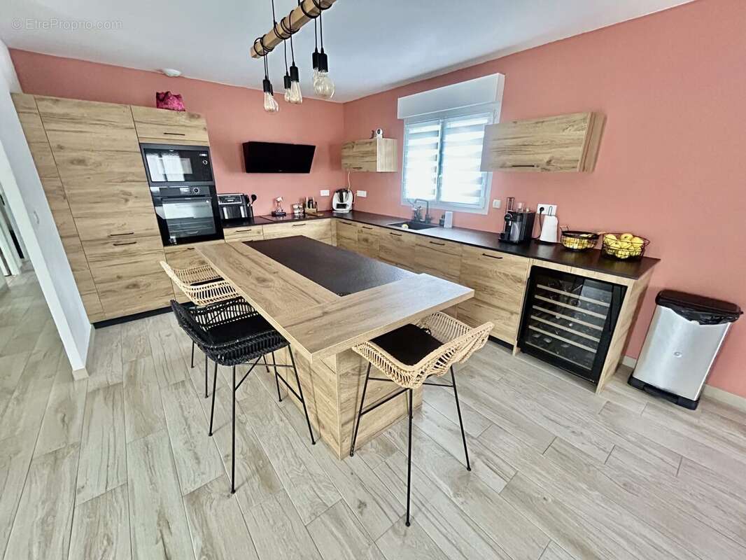 Maison à IS-SUR-TILLE