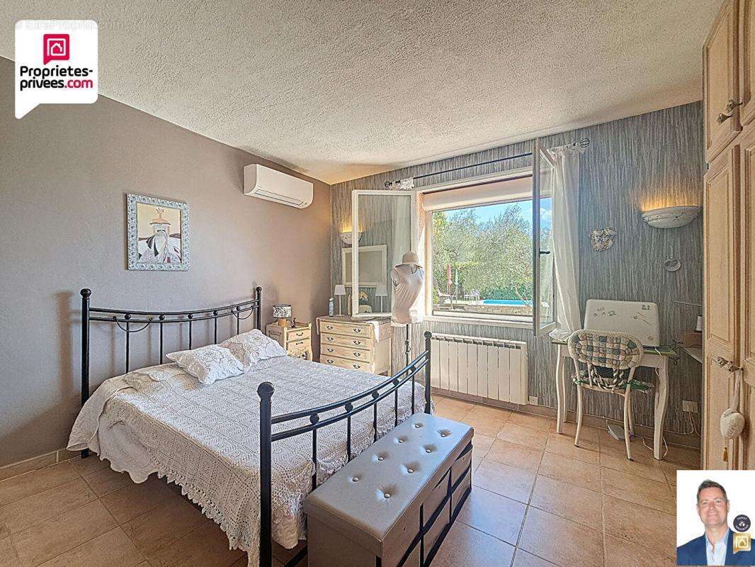 Maison à SAINT-CEZAIRE-SUR-SIAGNE